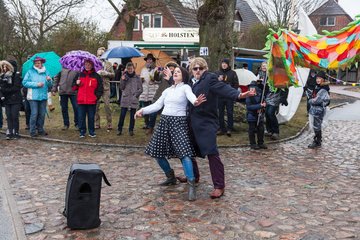 Bild 417 - Latuff 2017